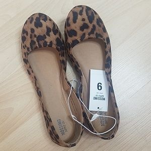Leopard Flats